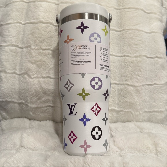 Stanley | 30oz | The ICEFLOW Flip Straw Tumbler | White/Multi - Picture 5 of 5